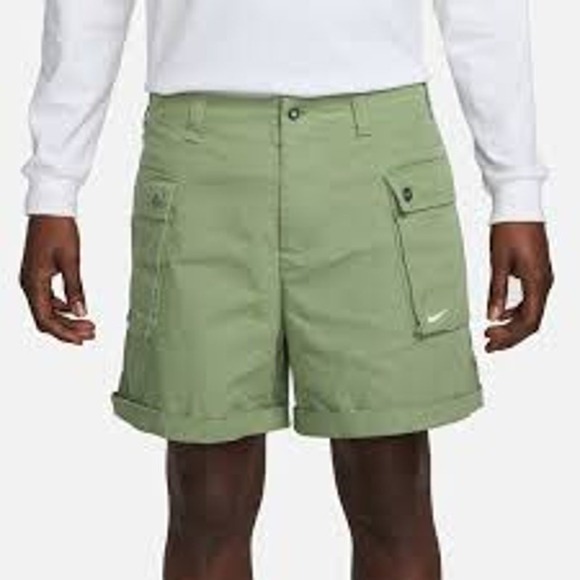 Nike Other - NIKE LIFE Men's Green Casual 5" Inseam Hiking Cargo Shorts (FJ7137-386) Sz 28